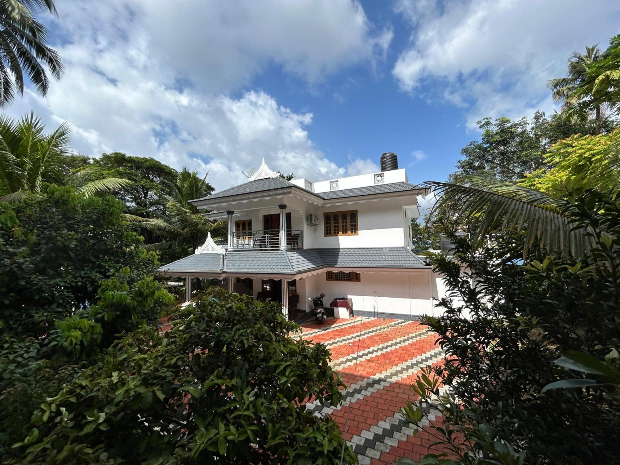 Puzhayoram Homestay Thrissur 外观 照片
